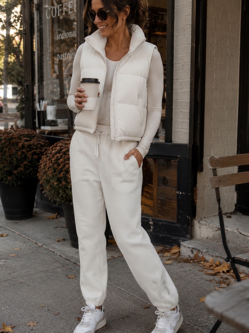 Calvin Klein Performance Soft White Jogger Pants – Size XL – NWT